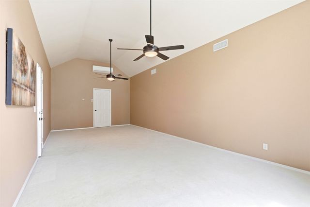 302 King Shore Boulevard, Scroggins, TX 75480