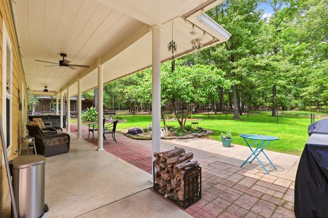 302 King Shore Boulevard, Scroggins, TX 75480