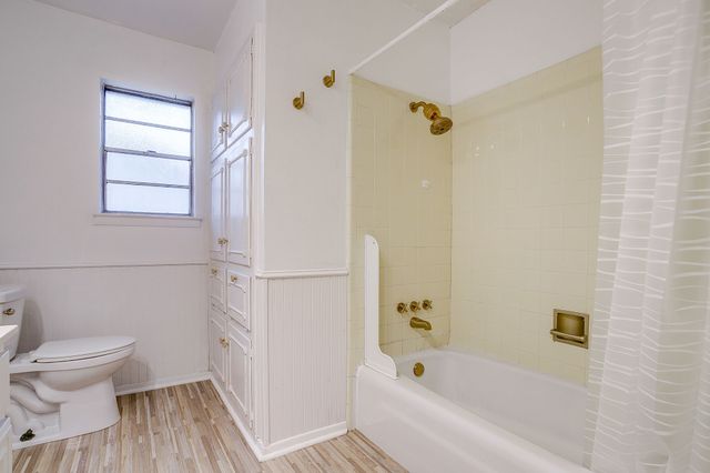 1114 Willowcreek Road, Cleburne, TX 76033