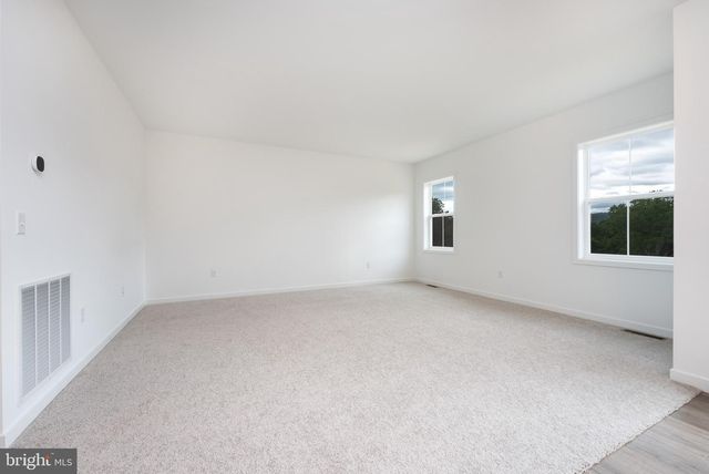 10216 THORNWOOD RD, Shippensburg, PA 17257