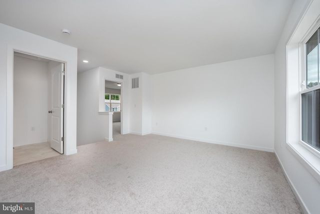 10216 THORNWOOD RD, Shippensburg, PA 17257