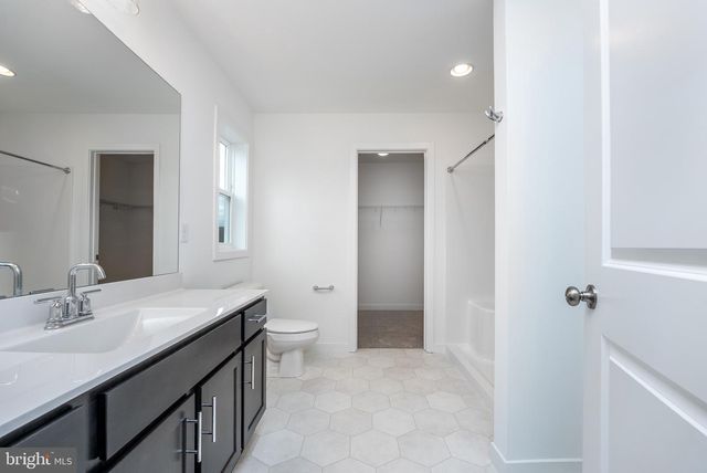 10216 THORNWOOD RD, Shippensburg, PA 17257
