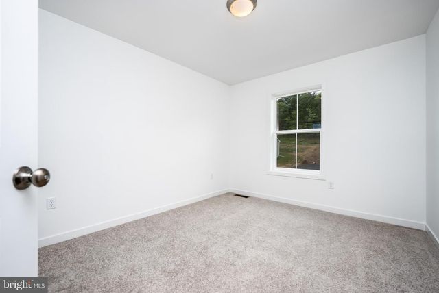 10216 THORNWOOD RD, Shippensburg, PA 17257