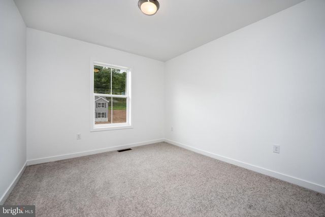 10216 THORNWOOD RD, Shippensburg, PA 17257