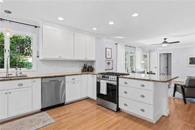 3434 Buena Vista Road, Winston-salem, NC 27106