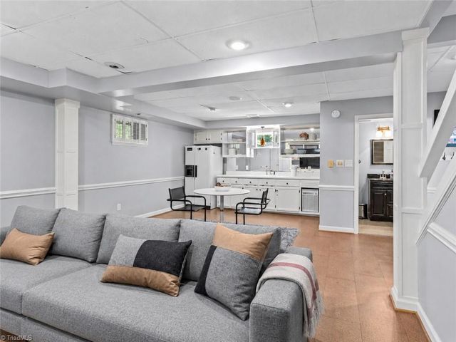 3434 Buena Vista Road, Winston-salem, NC 27106