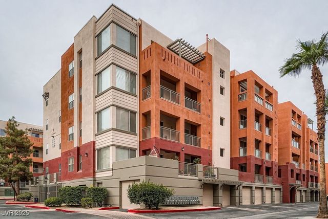 31 East Agate Avenue 407, Las Vegas, NV 89123