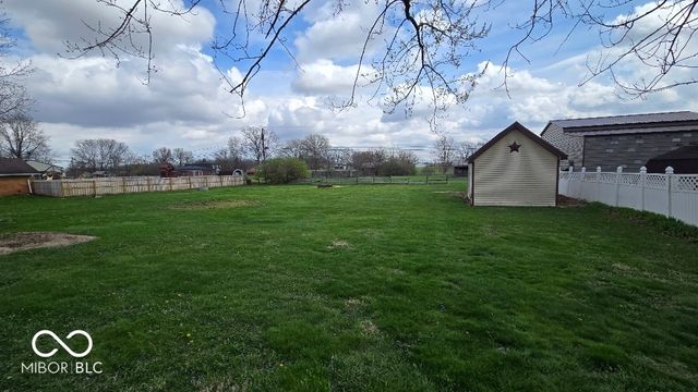6600 N Brindale Drive, Muncie, IN 47304