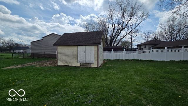 6600 N Brindale Drive, Muncie, IN 47304