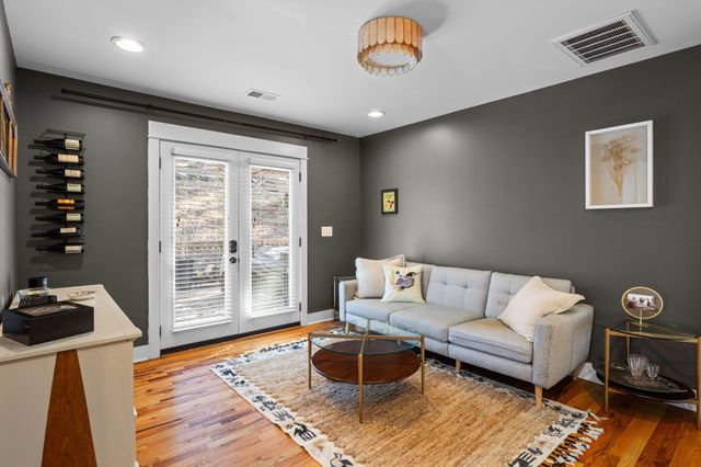 1031 Dartmouth Street, Chattanooga, TN 37405