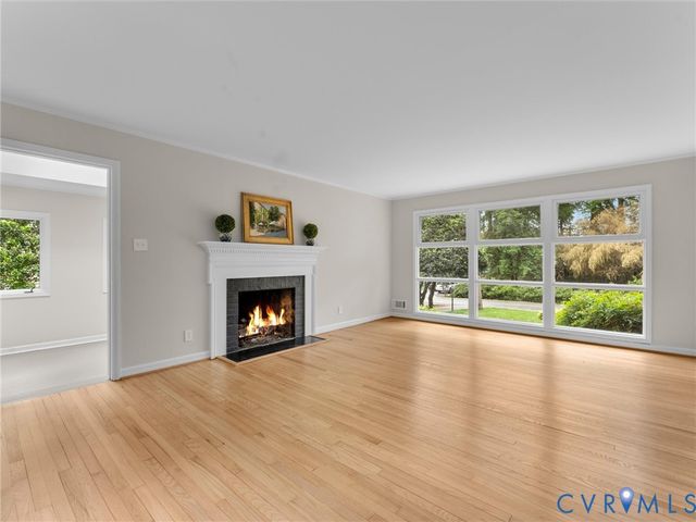 411 Lakewood Dr, Henrico, VA 23229