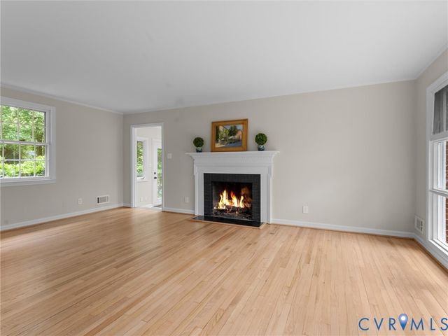 411 Lakewood Dr, Henrico, VA 23229
