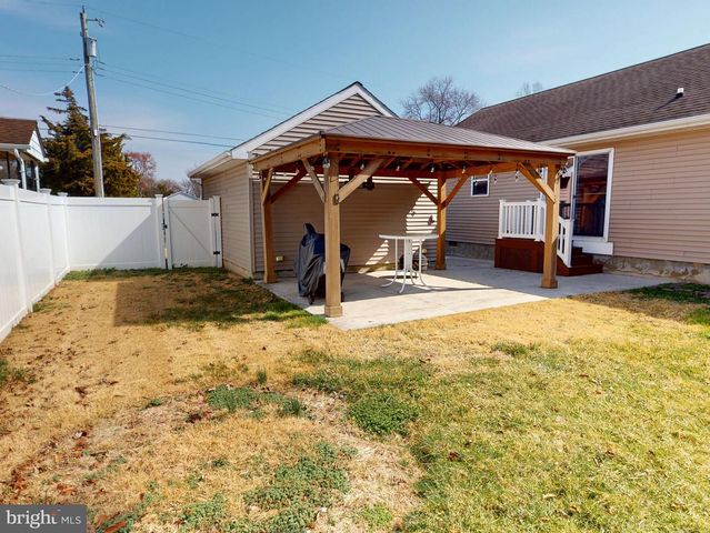 141 LINCOLN DR, Pennsville, NJ 08070