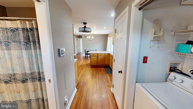 141 LINCOLN DR, Pennsville, NJ 08070