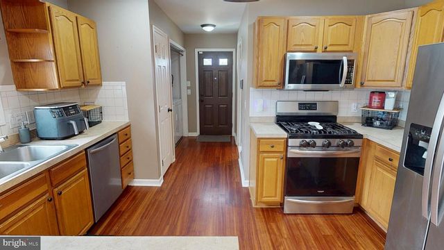 141 LINCOLN DR, Pennsville, NJ 08070