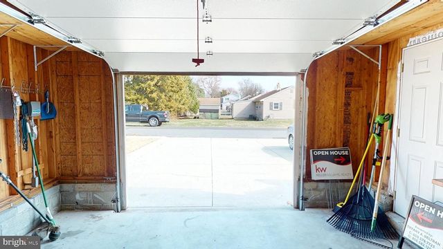 141 LINCOLN DR, Pennsville, NJ 08070