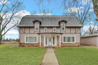 975 N 250 E, Chesterton, IN 46304
