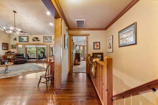 11790 Lowhills Rd, Nevada City, CA 95959