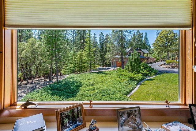 11790 Lowhills Rd, Nevada City, CA 95959