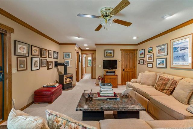 11790 Lowhills Rd, Nevada City, CA 95959