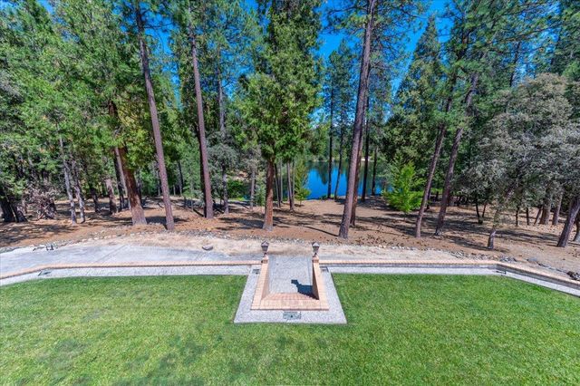 11790 Lowhills Rd, Nevada City, CA 95959