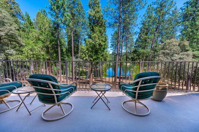 11790 Lowhills Rd, Nevada City, CA 95959