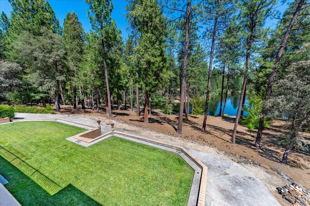 11790 Lowhills Rd, Nevada City, CA 95959