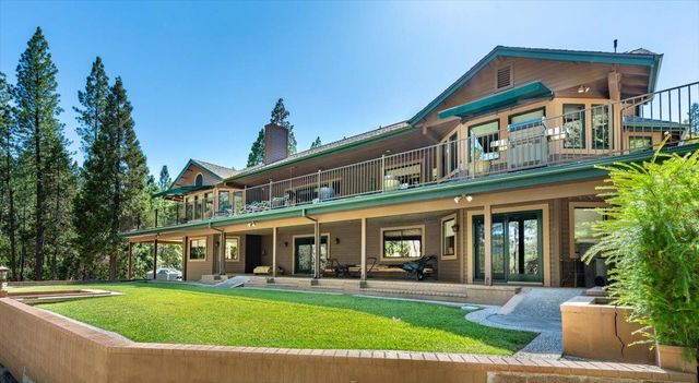 11790 Lowhills Rd, Nevada City, CA 95959