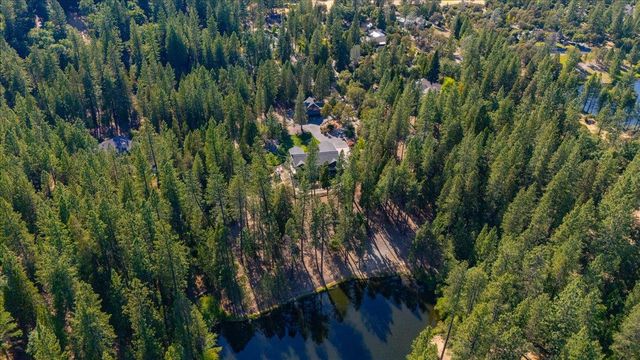 11790 Lowhills Rd, Nevada City, CA 95959