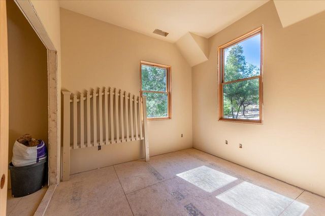 11790 Lowhills Rd, Nevada City, CA 95959