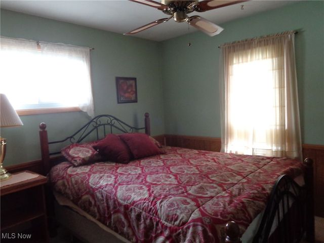 7588 Sleepy Hollow Drive, Parma, OH 44130