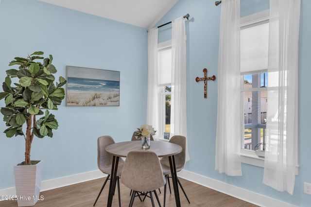 405 Ivy Lane, Carolina Beach, NC 28428