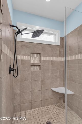 405 Ivy Lane, Carolina Beach, NC 28428