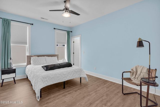 405 Ivy Lane, Carolina Beach, NC 28428