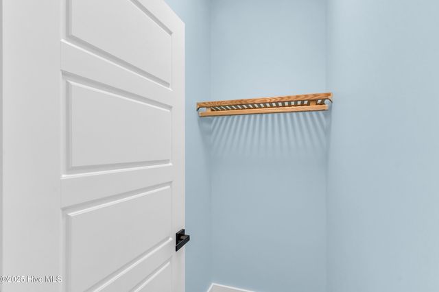 405 Ivy Lane, Carolina Beach, NC 28428