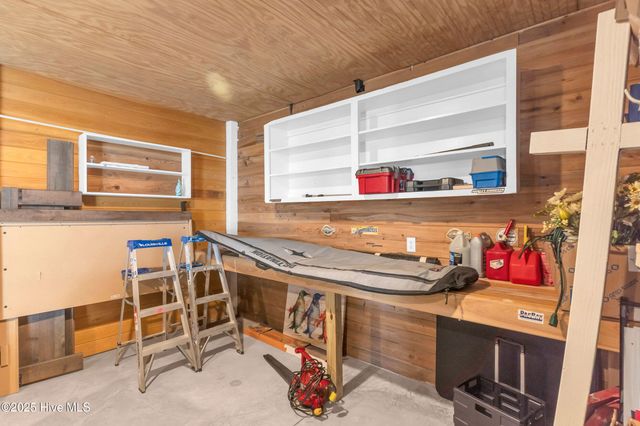 405 Ivy Lane, Carolina Beach, NC 28428