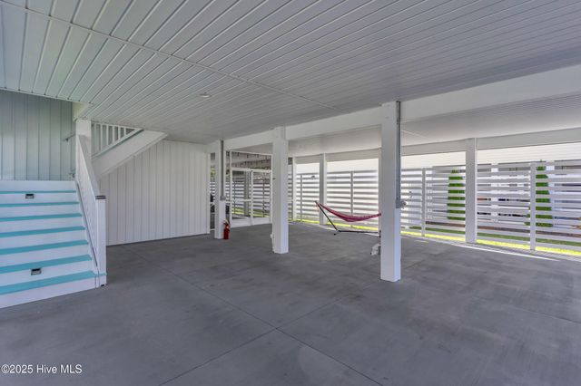 405 Ivy Lane, Carolina Beach, NC 28428