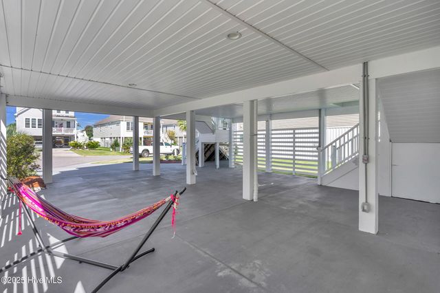 405 Ivy Lane, Carolina Beach, NC 28428