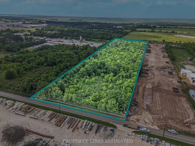 000 Zube Road, Hockley, TX 77447