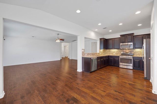 421 Tula TRL, Leander, TX 78641