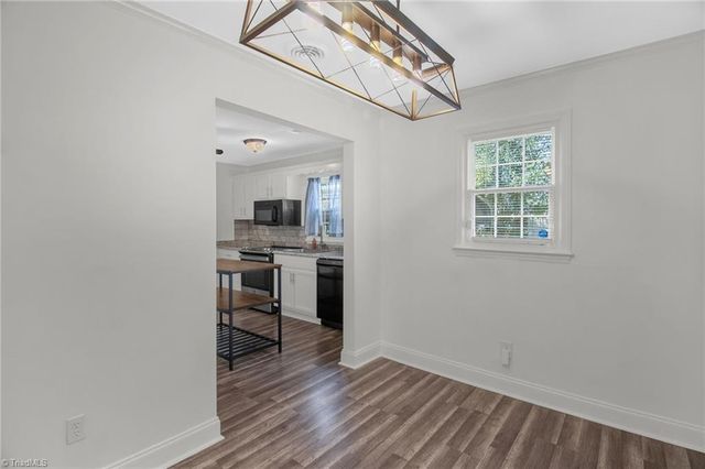 2805 kentwood Street, Greensboro, NC 27405