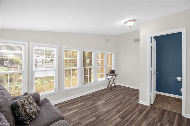 2805 kentwood Street, Greensboro, NC 27405