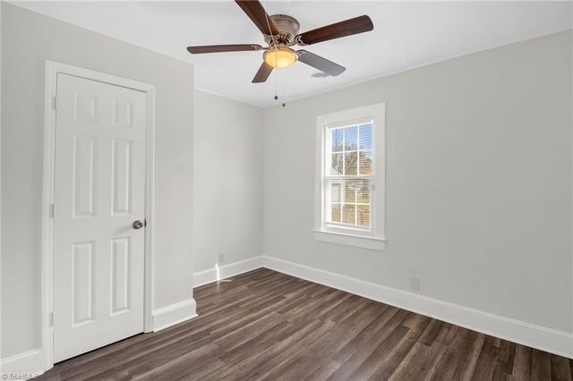 2805 kentwood Street, Greensboro, NC 27405