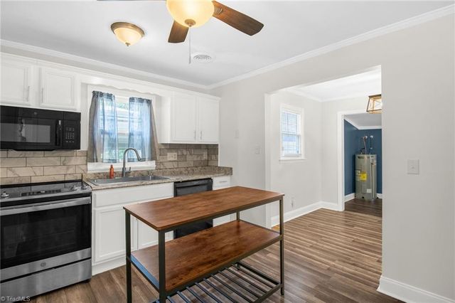 2805 kentwood Street, Greensboro, NC 27405