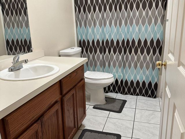 11472 SW 227th Ter, Miami, FL 33170