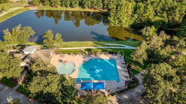 147 Meadow Valley Drive, Conroe, TX 77384