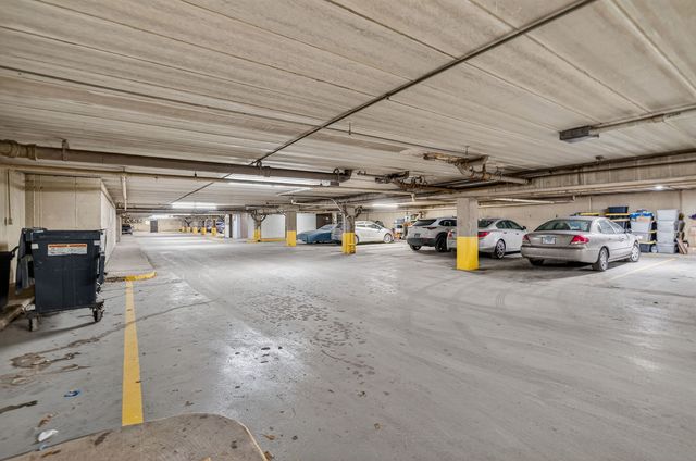 1041 N Mill Street 203, Naperville, IL 60563