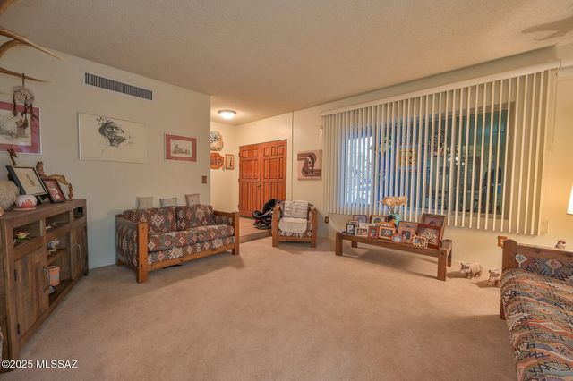 957 N Miller Drive, Tucson, AZ 85710