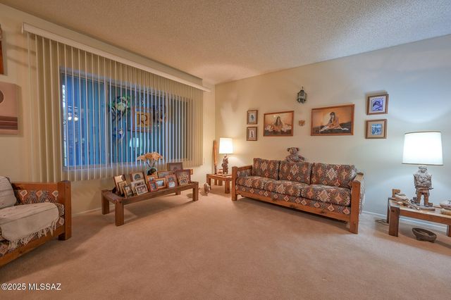 957 N Miller Drive, Tucson, AZ 85710