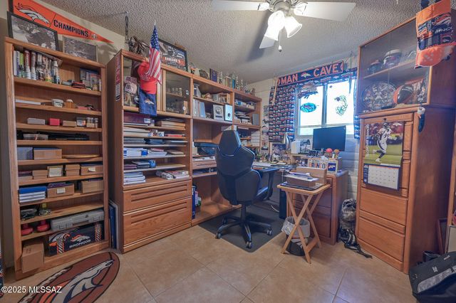 957 N Miller Drive, Tucson, AZ 85710